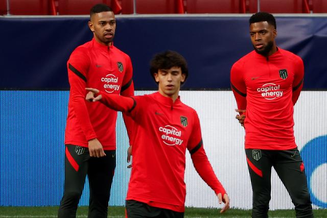 瑞士国脚扎卡里亚：不喜欢踢前锋的中场不是好后卫