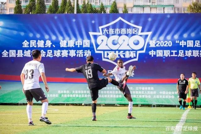 舍什科：我一直想拥有属于自己的纹身，开始后就再也停不下来了
