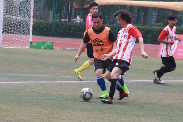 马刺1:3尼克斯，赛后文班亚马赛后说输球原因，句句扎心！