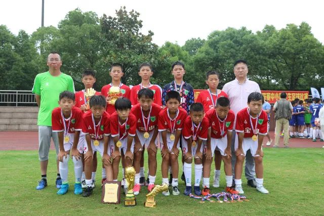 6月22日：足协杯抽签揭晓！山东泰山能否靠“神签”避开海港申花，逆袭卫冕？